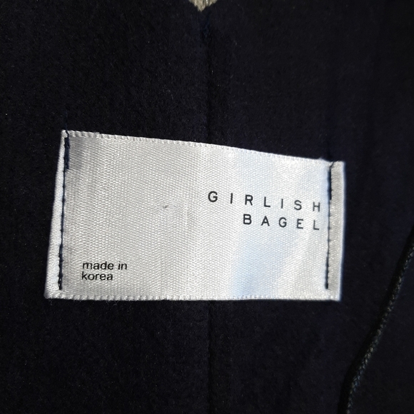 3/$20 Girlish Bagel Felt Cami Top Vneck Spaghetti Strap Relaxed Sleeveless Tank - Picture 12 of 12